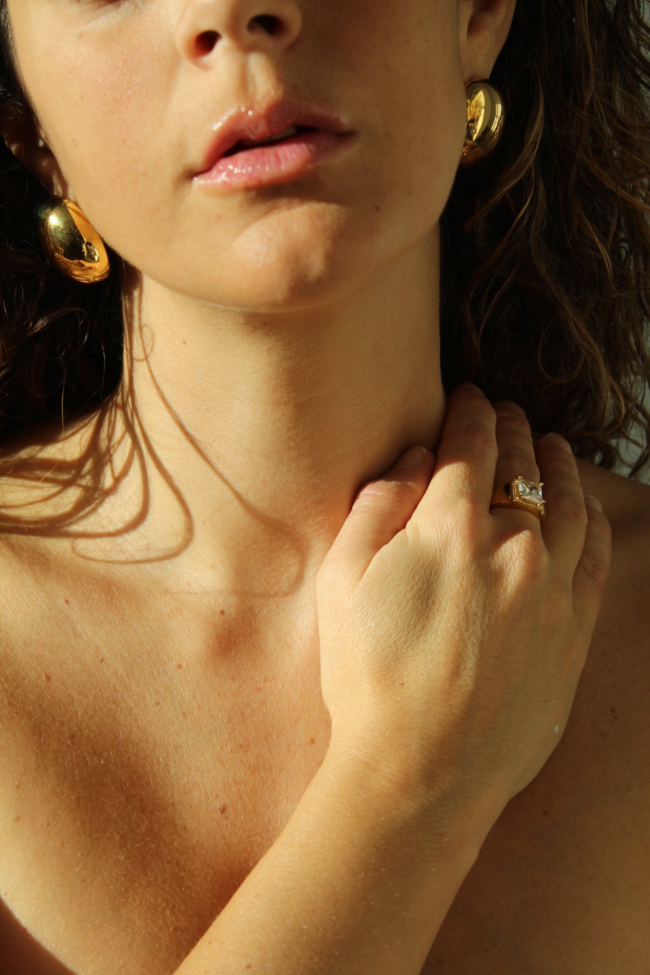 Anello chevalier nude